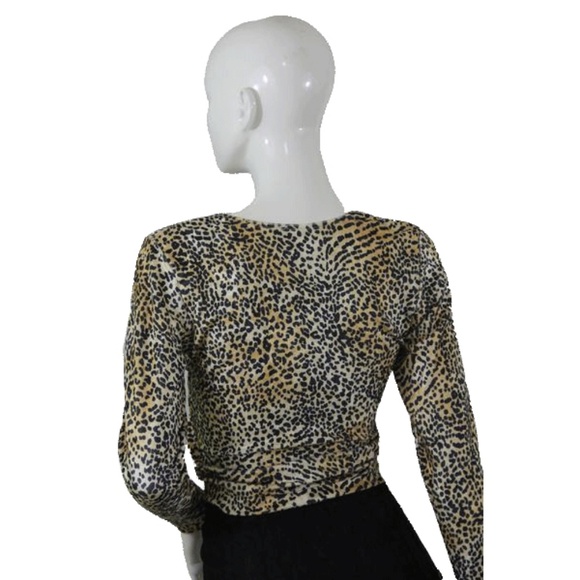 Go Sport Womens Knit Top Size M (SKU 000105) - Picture 3 of 3